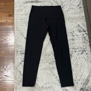 Women’s Lululemon Calf Length Legging